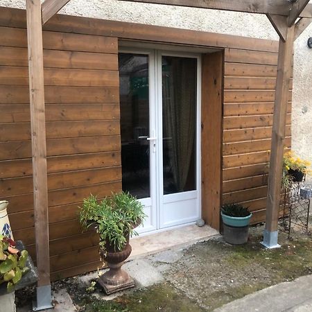 Apartamento Bienvenue « A L'Ombre Du Figuier » Pieusse Exterior foto