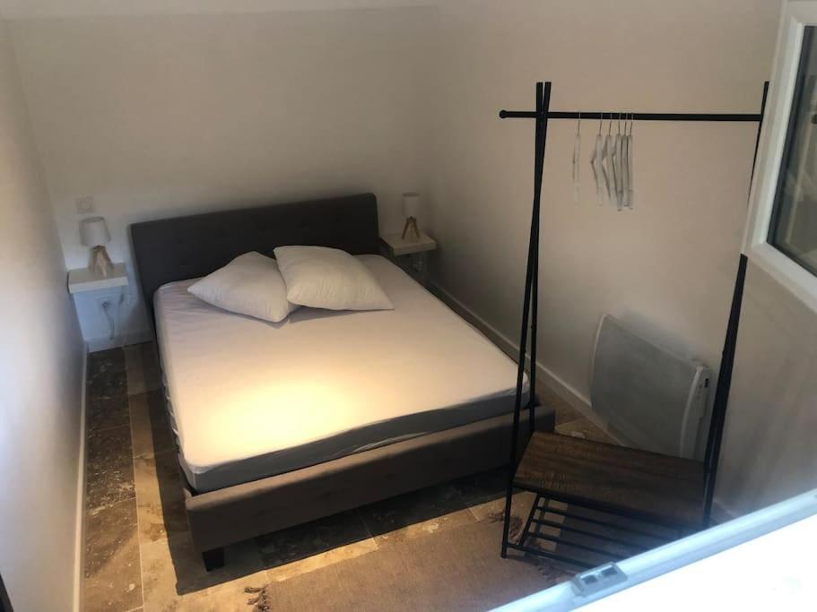 Apartamento Bienvenue « A L'Ombre Du Figuier » Pieusse Exterior foto