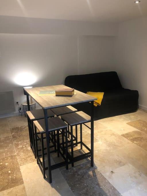 Apartamento Bienvenue « A L'Ombre Du Figuier » Pieusse Exterior foto