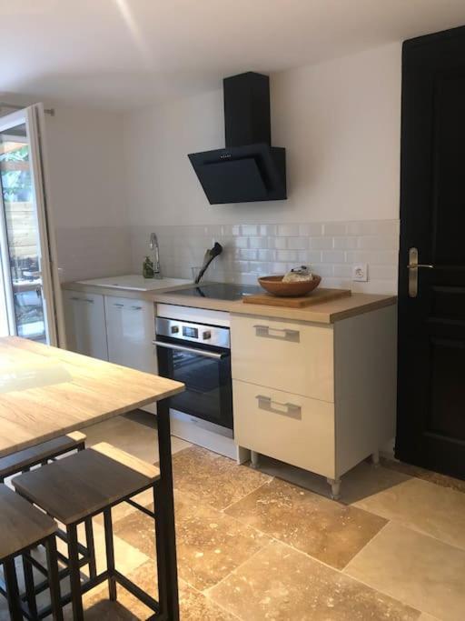 Apartamento Bienvenue « A L'Ombre Du Figuier » Pieusse Exterior foto
