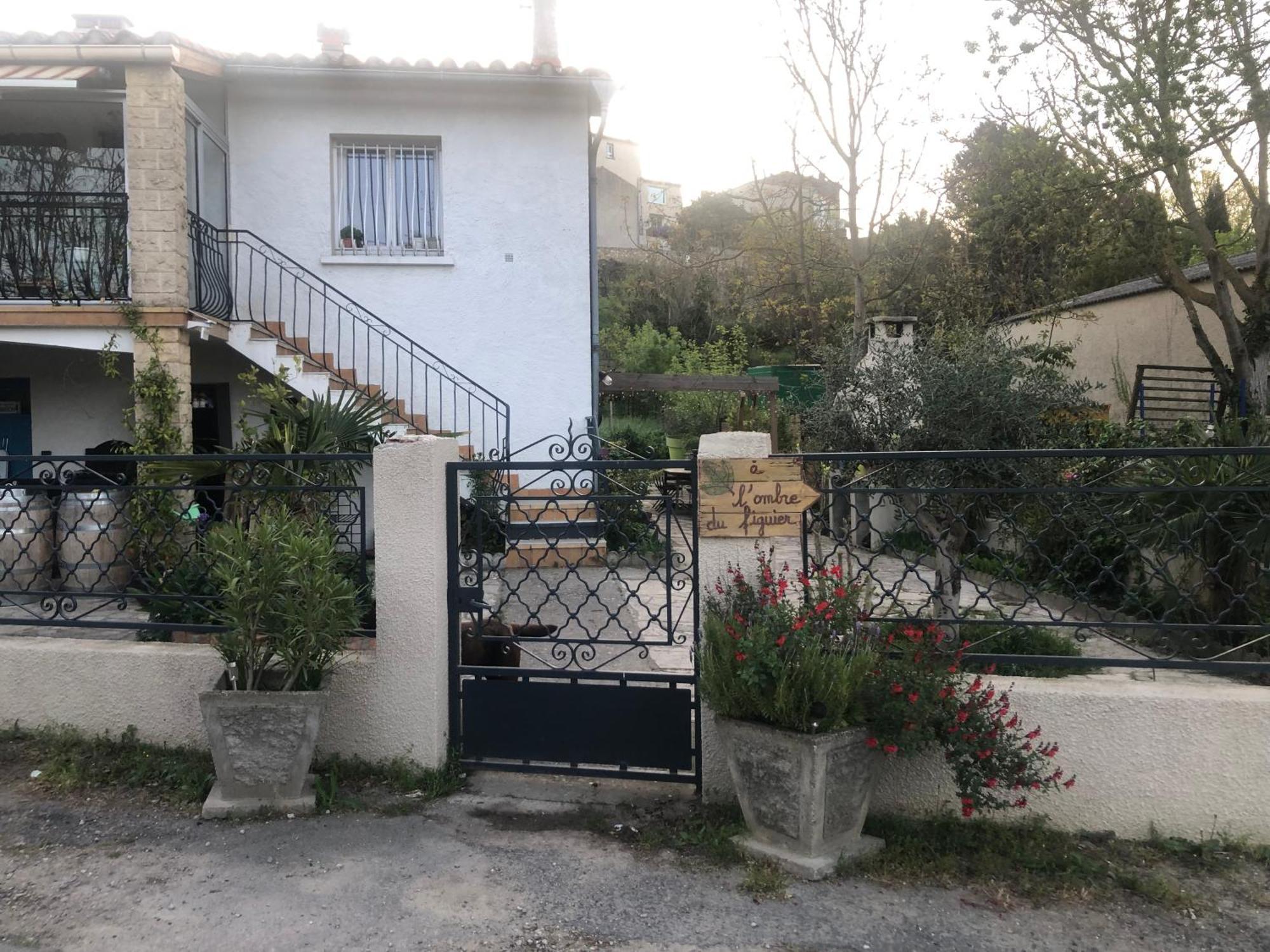 Apartamento Bienvenue « A L'Ombre Du Figuier » Pieusse Exterior foto